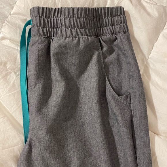 Figs High-waisted Zamora Scrub Pants - Picture 2 of 6